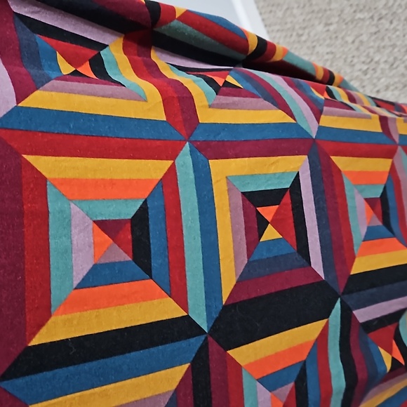 Irma- Medium - LuLaRoe - Picture 6 of 9